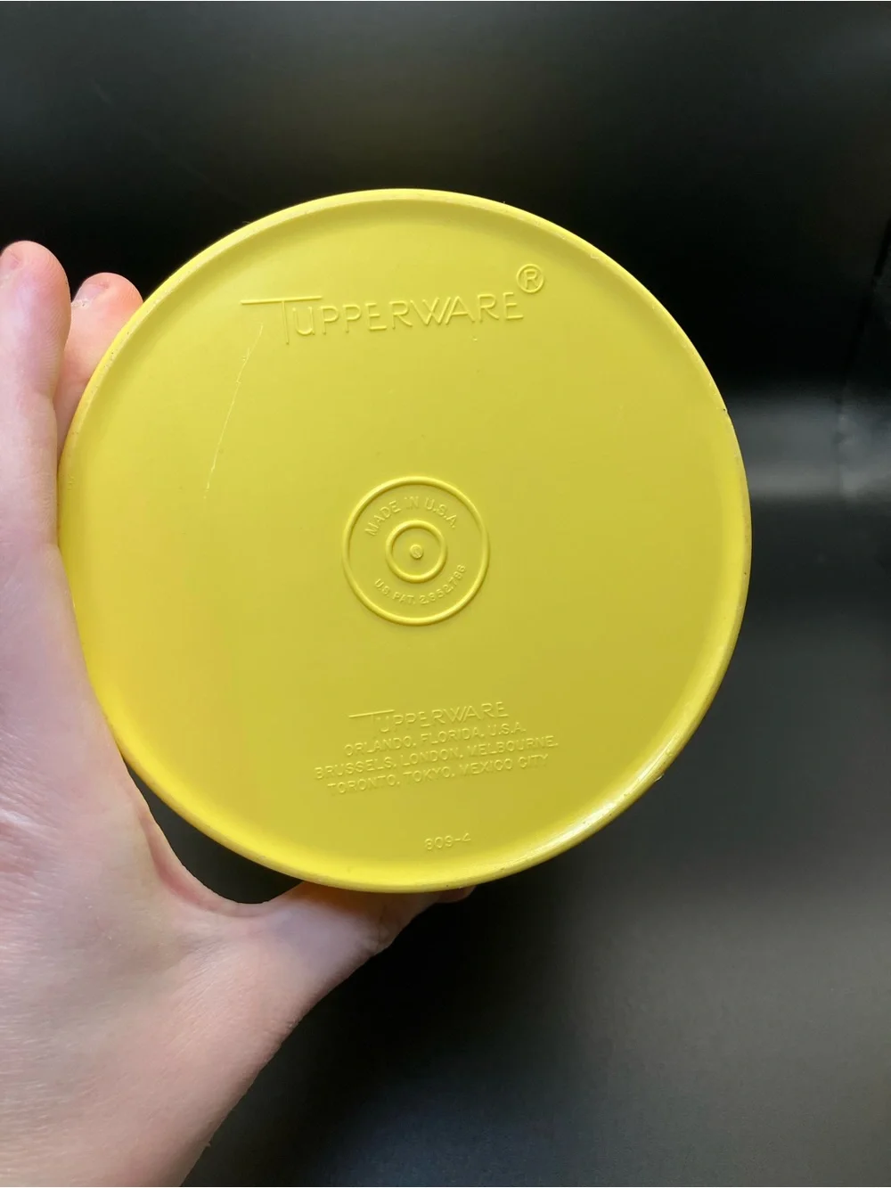 Tupperware vibrant yellow